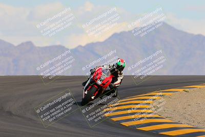 media/Oct-03-2022-Moto Forza (Mon) [[5f077a3730]]/Intermediate Group/Session 5 (Turn 12)/